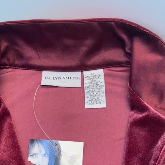 JACLYN SMITH Women’s Small Burgundy Velour Zip Up Sweatshirt - Picture 4 of 4
